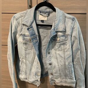 Universal Thread Light Blue Denim Jacket